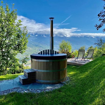 Eco Lodge With Jacuzzi And View In The Swiss Alps Grône 외부 사진