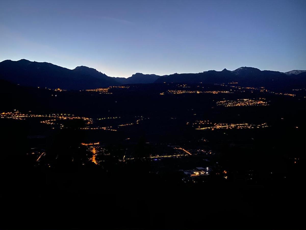 Eco Lodge With Jacuzzi And View In The Swiss Alps Grône 외부 사진