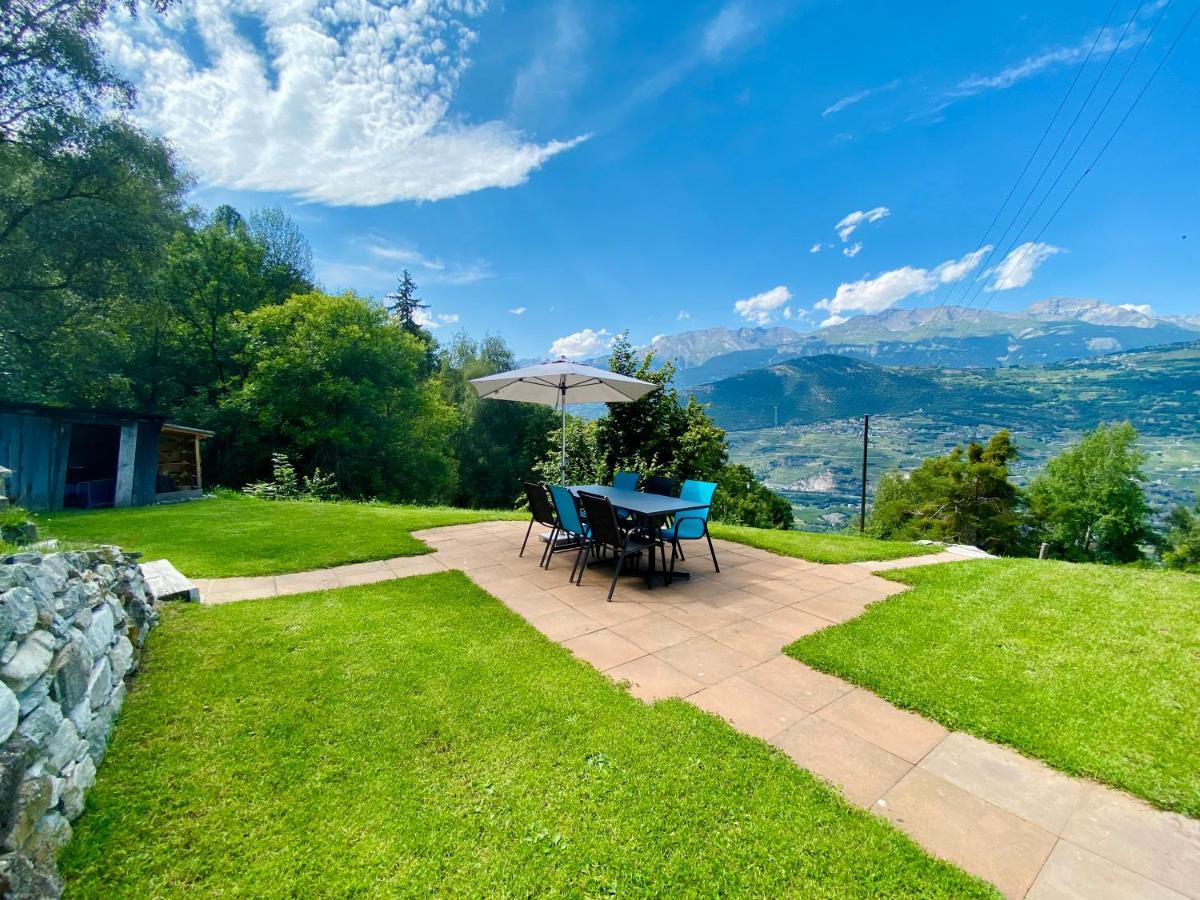 Eco Lodge With Jacuzzi And View In The Swiss Alps Grône 외부 사진
