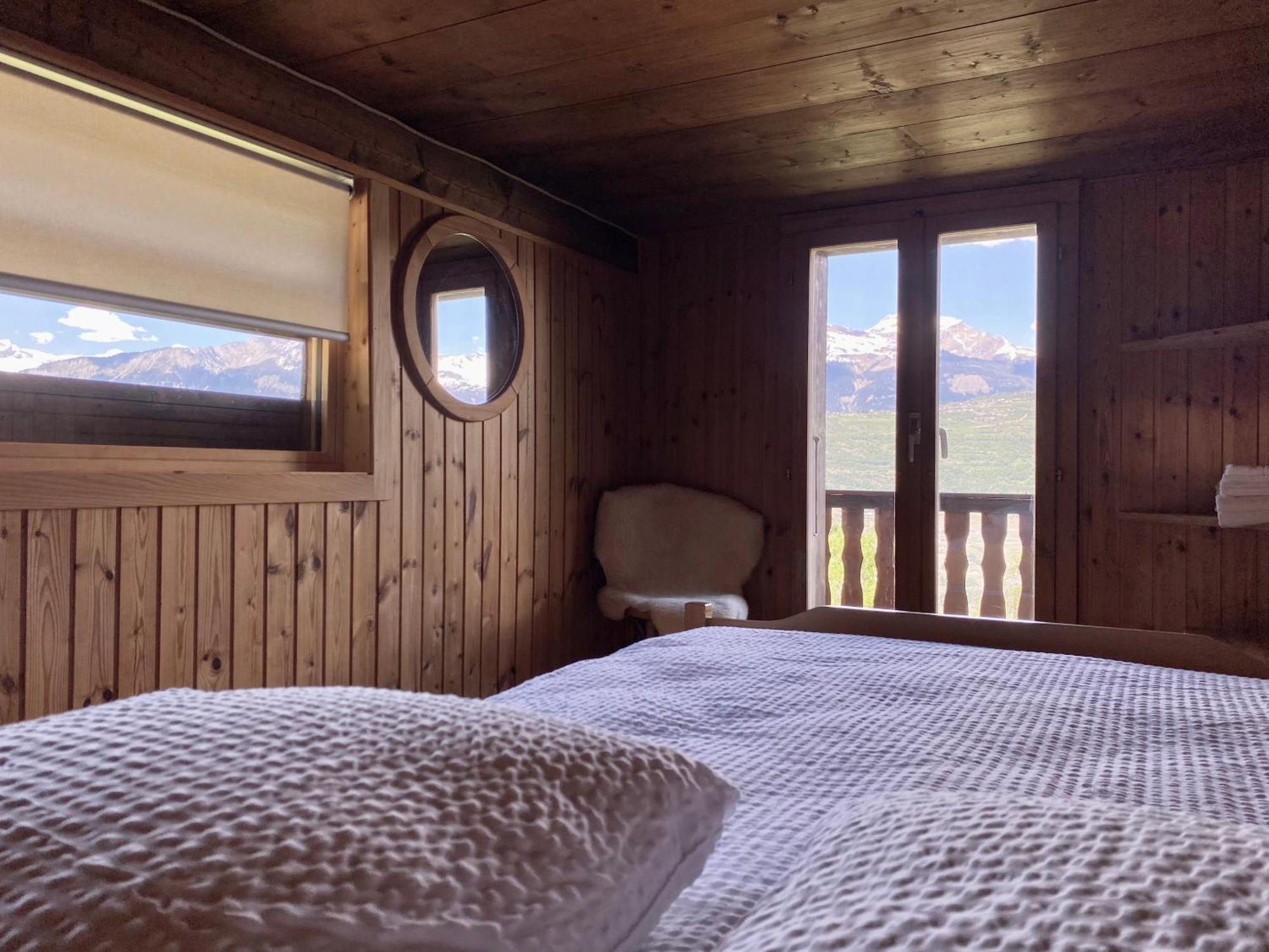 Eco Lodge With Jacuzzi And View In The Swiss Alps Grône 외부 사진